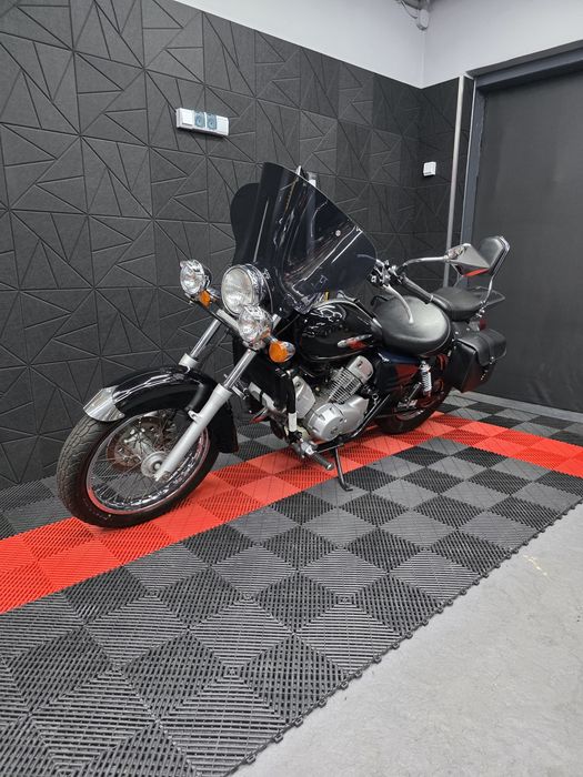 HONDA SHADOW 125 cc VT varadero Yamaha drag star virago katB 2002