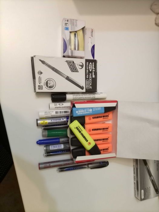 Material Escolar Diverso