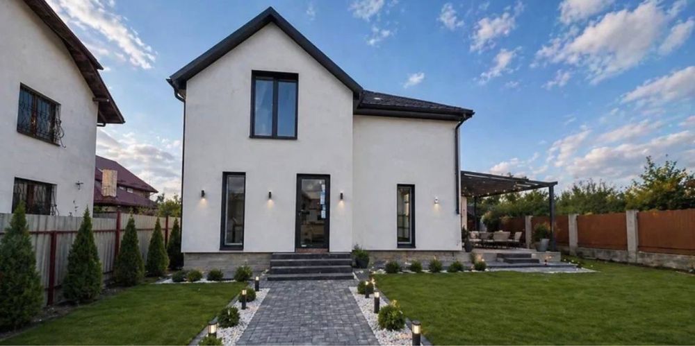 Продаж будинку Пустомити. Площа будинку — 100 м²  6 соток  3 кімнати  2 поверхи