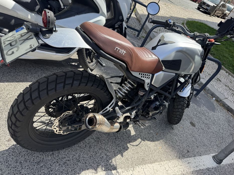 Mitt 125 DS de 2023 com 5000km