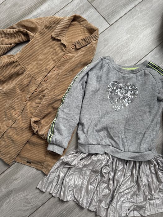 Одяг в школу, костюм, плаття