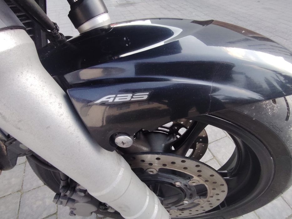 FZ6 z ABS od kobiety;-)