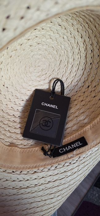 Chanel kapelusz słomkowy