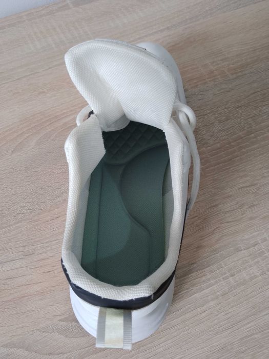 Buty nowe sprzedam