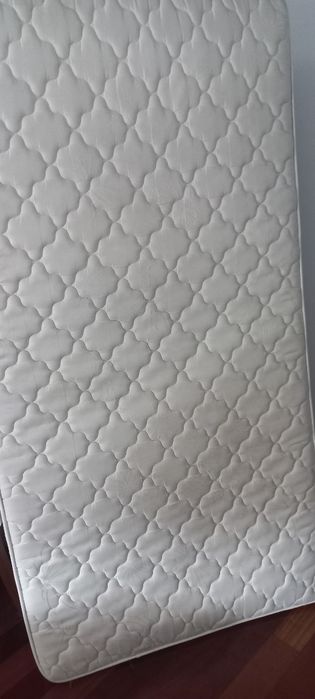 Colchao solteiro (URGENTE)