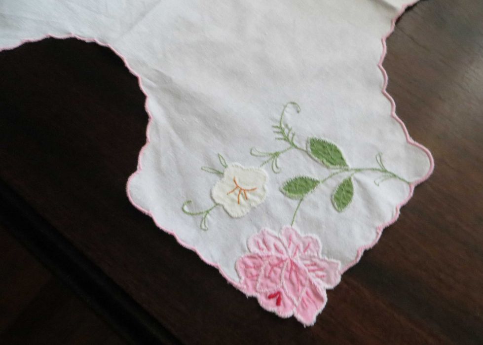 2 Aprons, 1 Tray Apron + 1 Bread Basket Apron, Hand-Embroidered, 46 x 23 cm