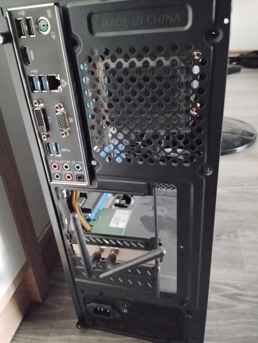 Komputer do gier – i7-10750H + 16GB RAM