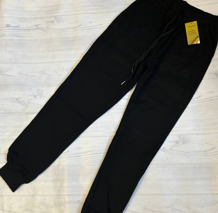 Штани джоггери  гарної якості р. 42-52