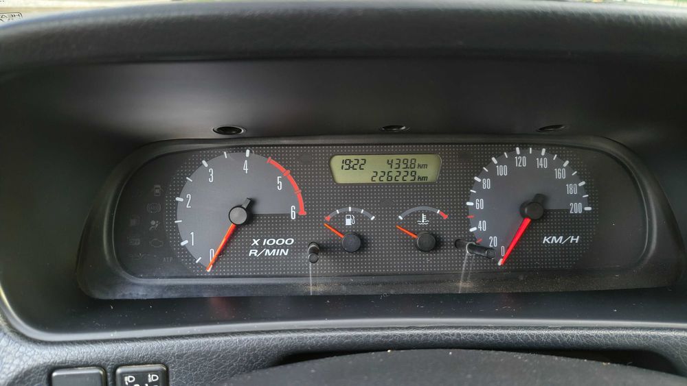 Nissan Terrano II