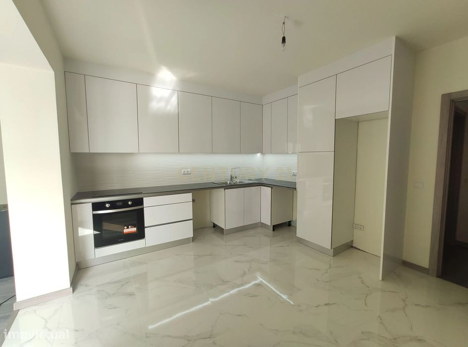 T2 com Suite | 90 m² | Cozinha Equipada | Barosa – Leiria