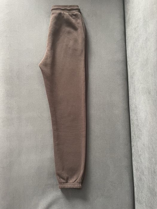 Жіночі спортивні штани. Спортивні штани.