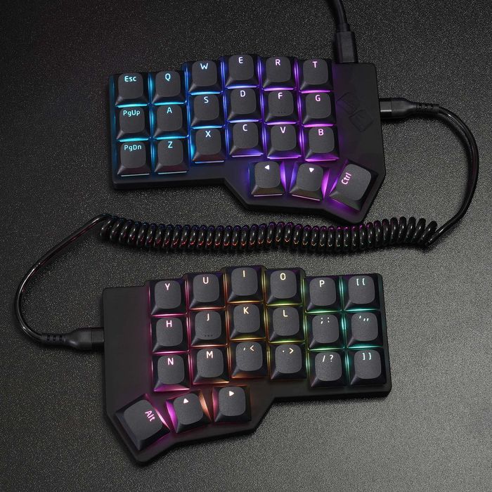 Низькопрофільна спліт клавіатура Cleo KS на механічних свічах Gateron