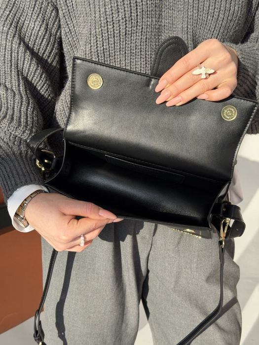 Сумка Jacquemus Le Grand Bambino на два ремінця