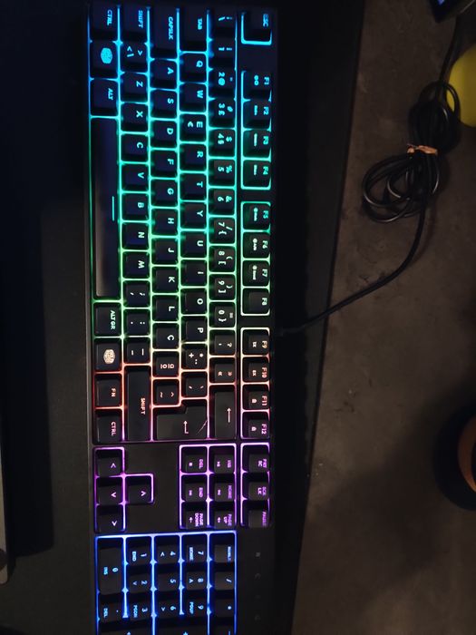 Teclado Cooler master masterkeys lite L RGB