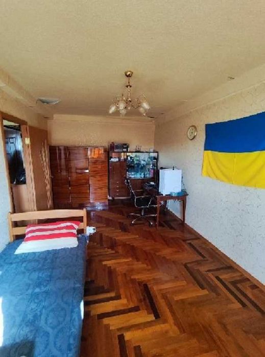 Продаётся 1 ком. кв. ул. Академика Александрова  на Осипке.