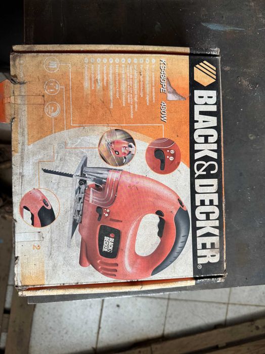Serra tico tico black decker