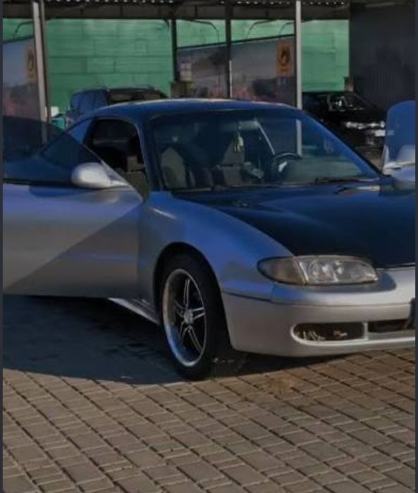 Мазда MX- 6 2.5  1992 года