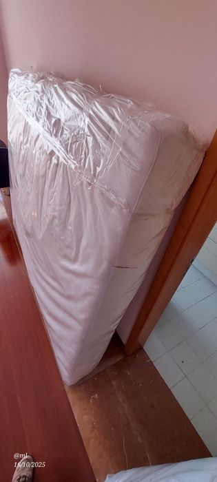 OPORTUNIDADE! Colchão IKEA 200×160