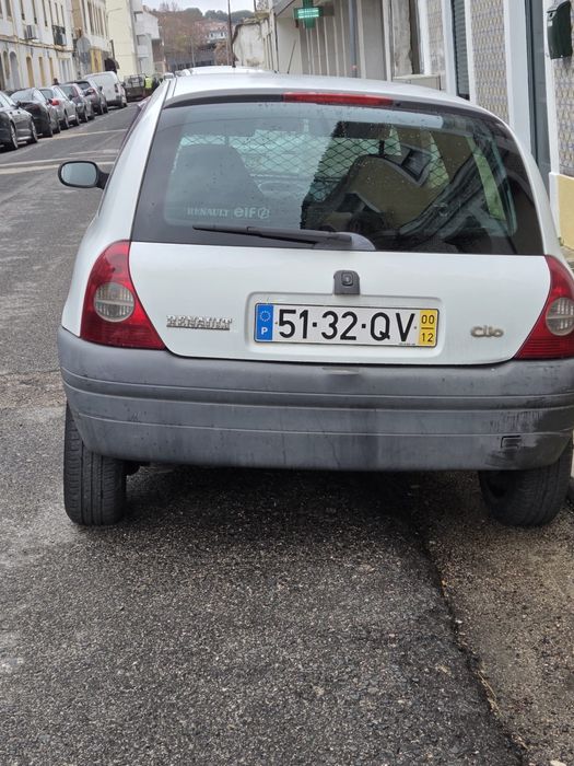 Renault clio comercial usado