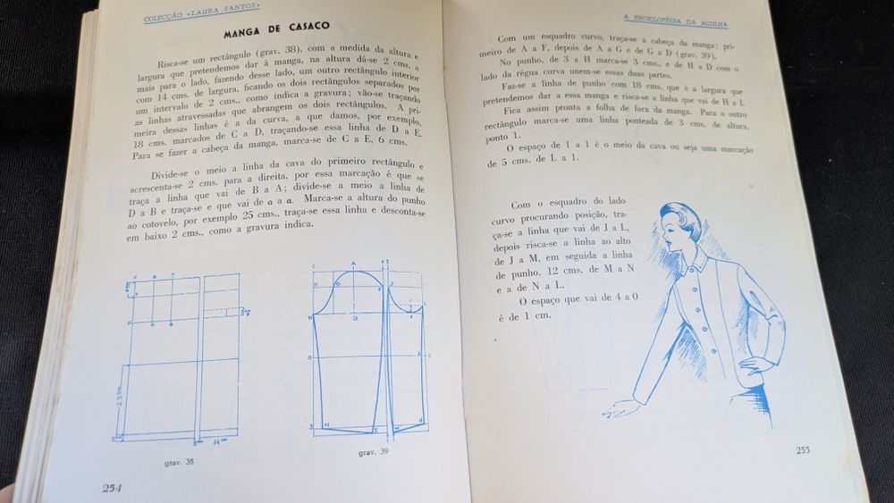 A Enciclopédia da Agulha Colecção Laura Santos