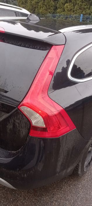 volvo v60 i lift lampa led prawy tył prawa tylna 31395929