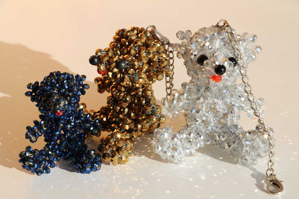 Брелок, сувенир мишка из бусин, страз; Новый