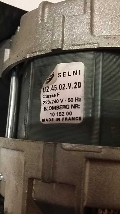 Brandt BFV 1207 - Silnik do pralki Selni U2.45.02.V.20