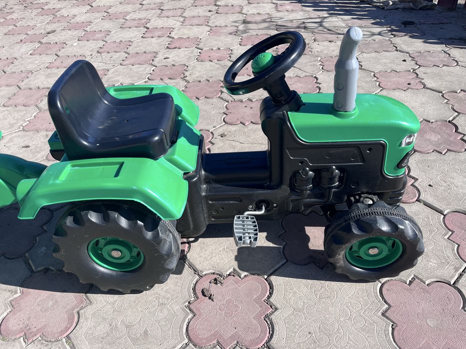 Трактор для дітей