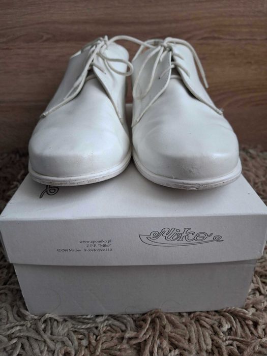 Buty komunijne dla chłopca - długość wkładki 24,5 cm