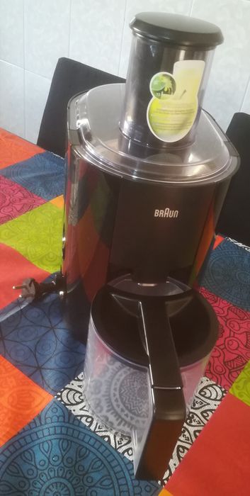 Liquidificadora Centrifugadora Braun J300 , com Jarro