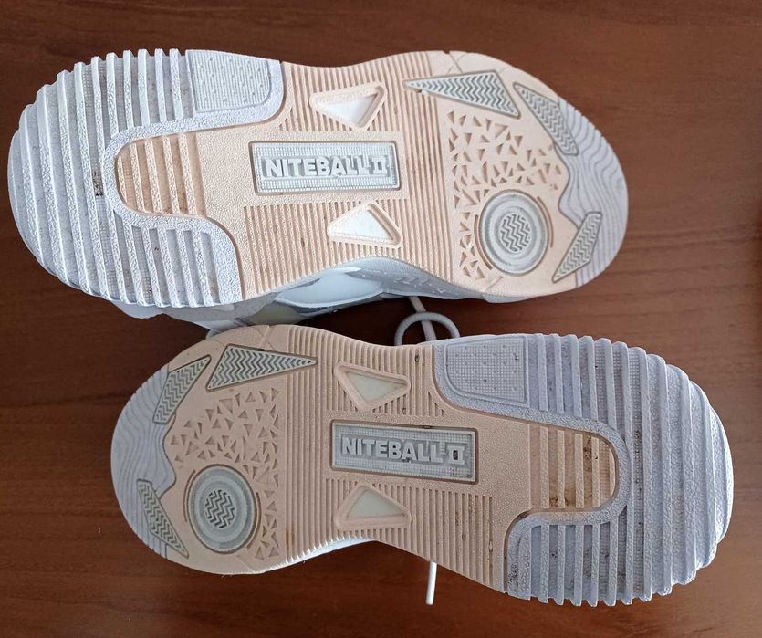 Sapatilhas Adidas Niteball 2