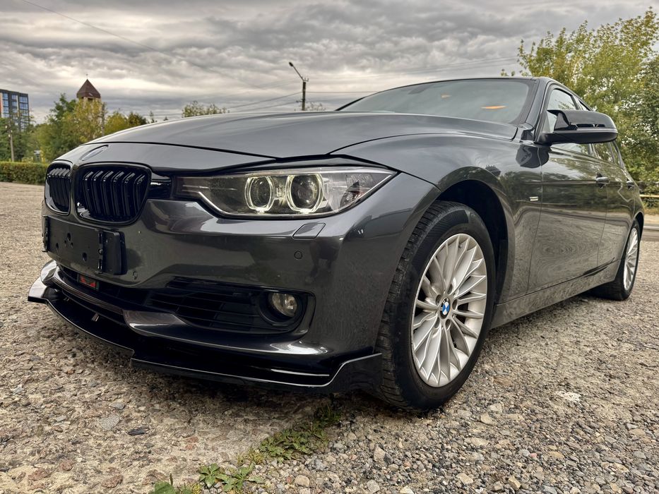BMW 320i F30 офіційне авто