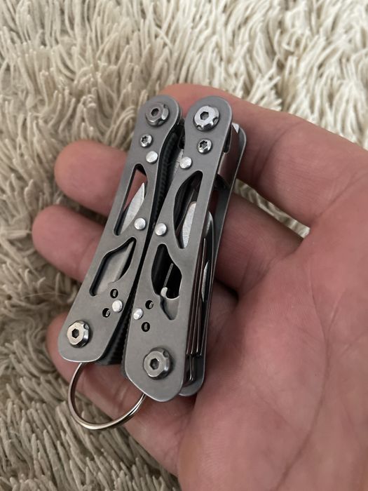 Мультілок Брелок плоскогубці пилка натфіль ніж викрутки