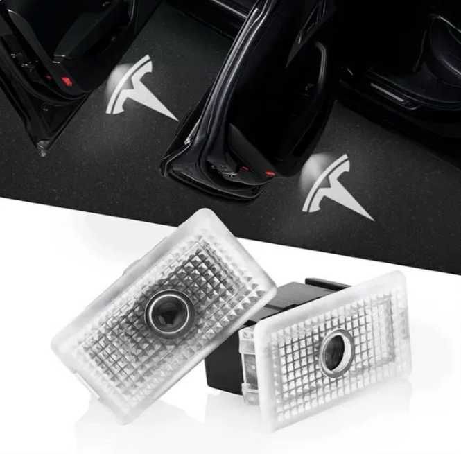 Підсвічування дверей з логотипом Tesla. Проектор освітлення дверей