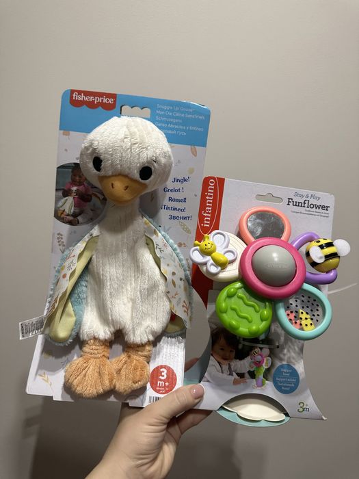 Гусеня fisher price квітка infantino 3 m+