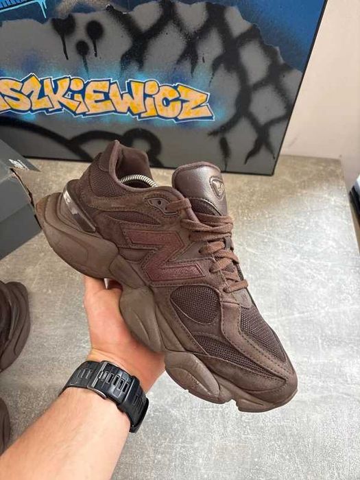 New Balance 9060 Brown Suede R.40