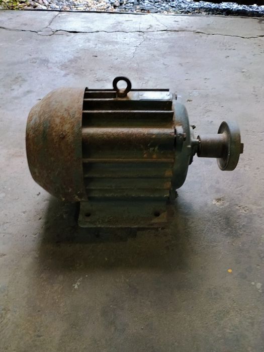 Silnik elektryczny 2,8 kw