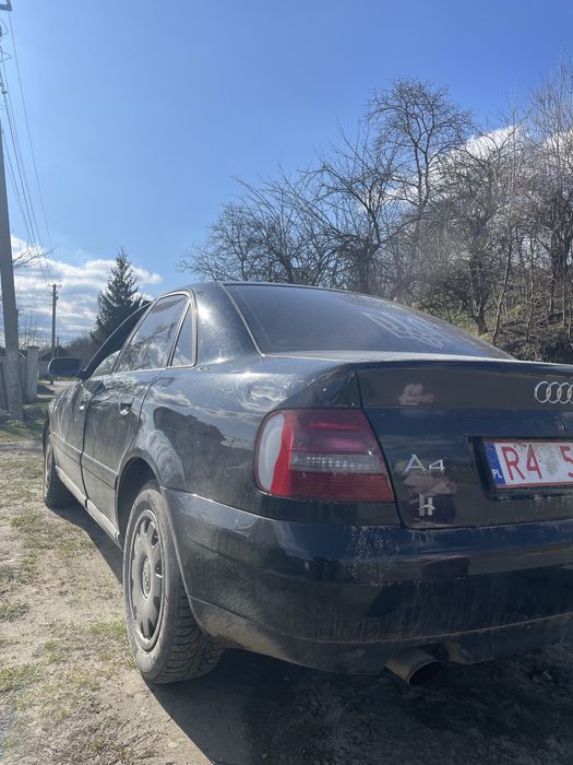 Продам  Audi  A4  B5