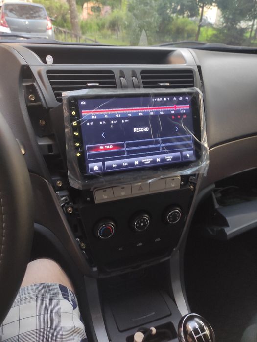 Автомагнітола для Geely Emgrand 2011-2019, Android, під камеру