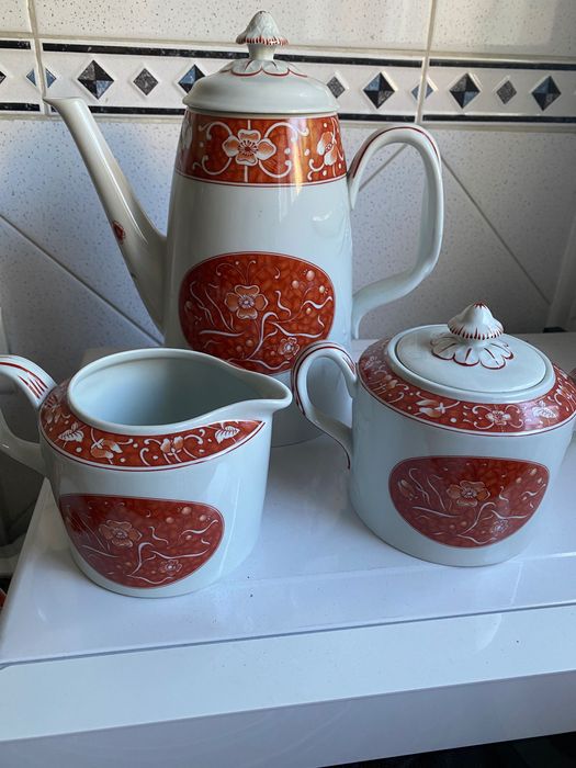 Serviço de jantar/café Coleção Manila Vista Alegre 1947