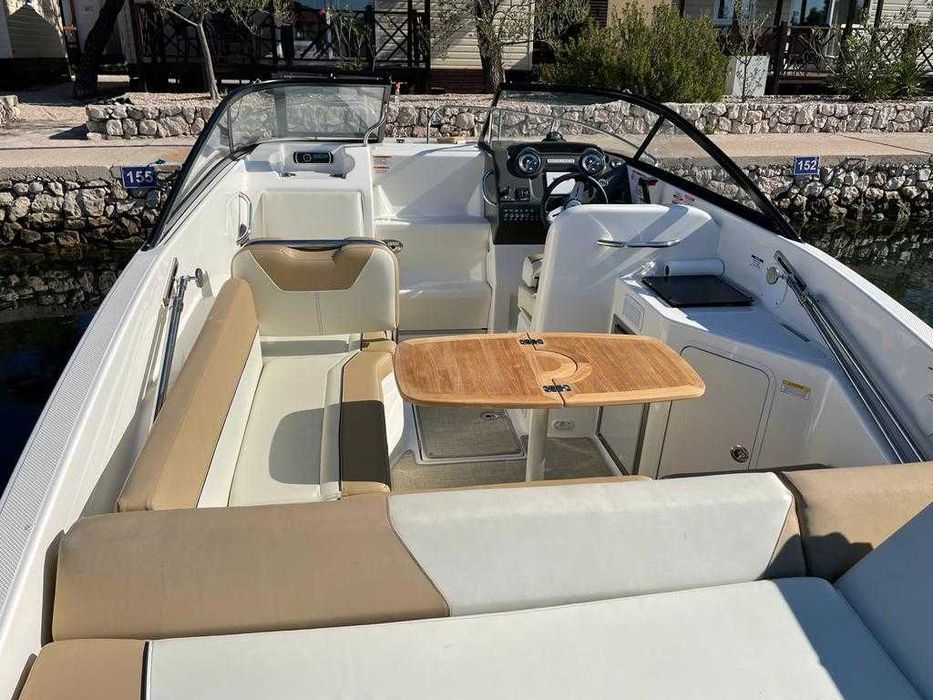 Łódź motorowa kabinowa BAYLINER 742 CUDDY 2018r.