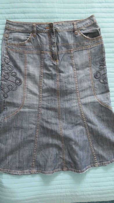 Spódnica jeansowa z aplikacjami rozm. XL