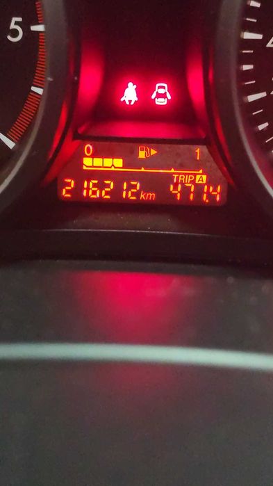 Mazda 5 1.6 Diesel 7 Lugares - 03/2011 - 216.000km - Nacional