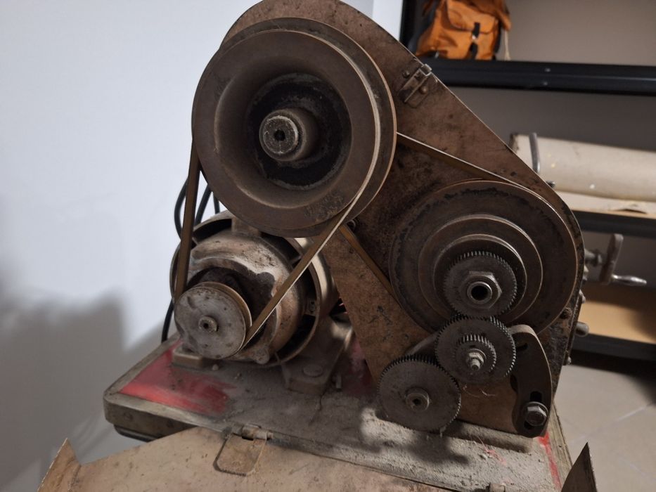 Mała tokarka modelarska