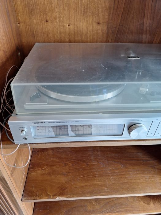 Gira discos Toshiba