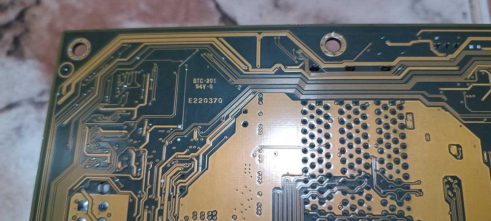 Комплект Asus a7v8x-x. amd athlon axda2400dkv3c. DDR 256mb