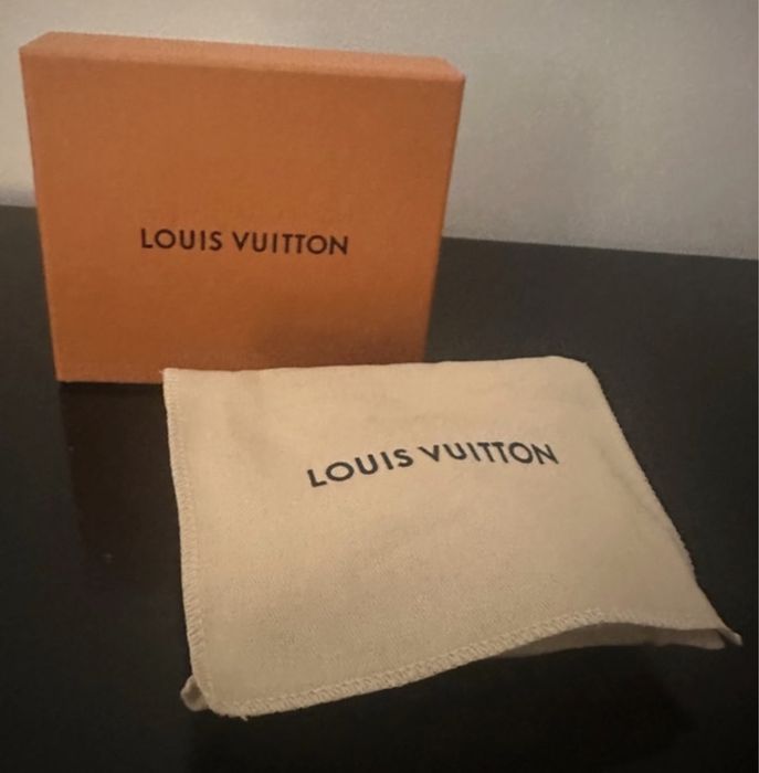 Carteira Louis Vuitton