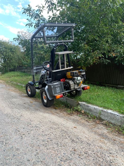 Продам автомобіль Berg