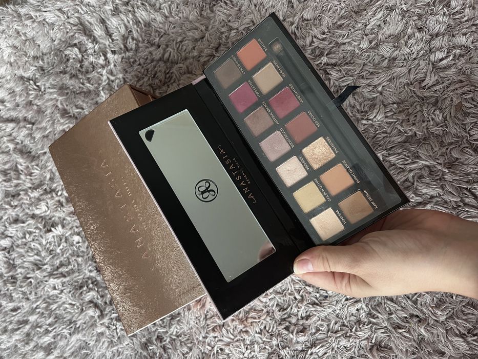 zestaw palet anastasia norvina soft glam modern renaissance