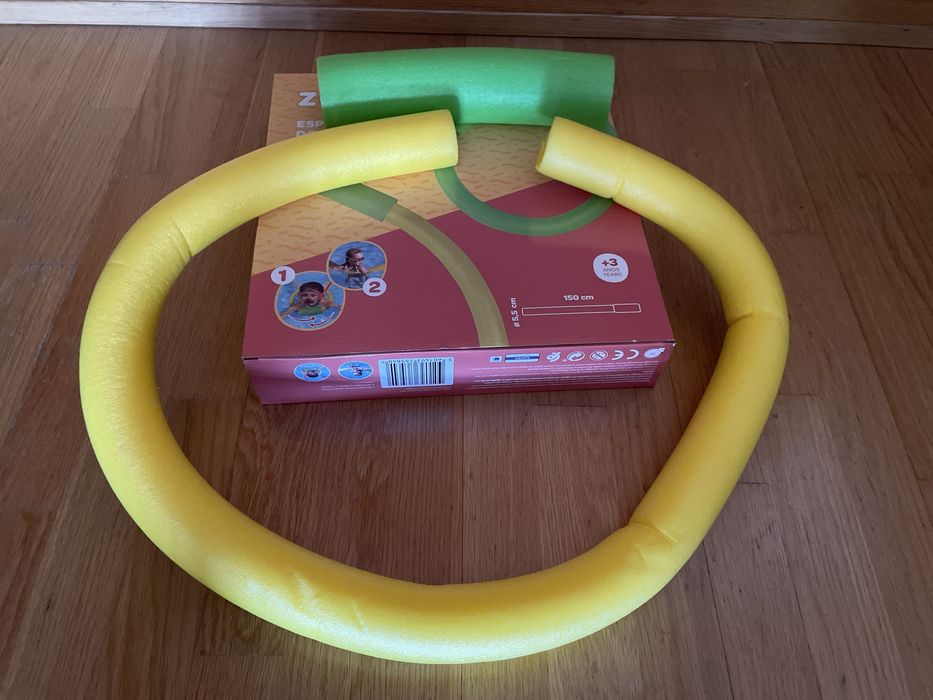 Esparguete dobravel de piscina